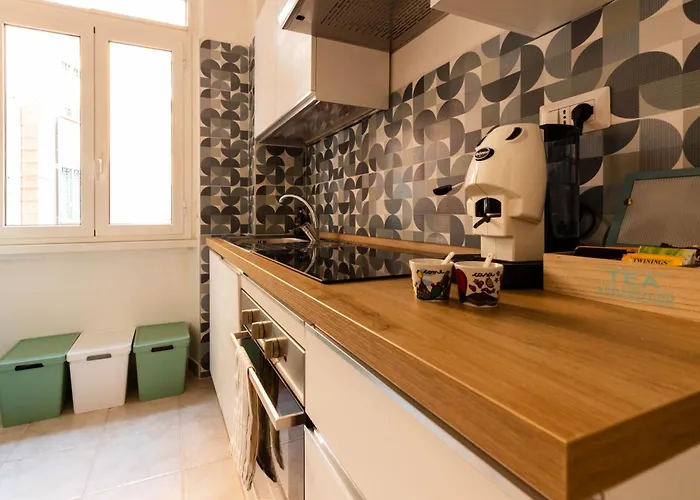 Cappuccino Pop, Metro A Apartament Rzym